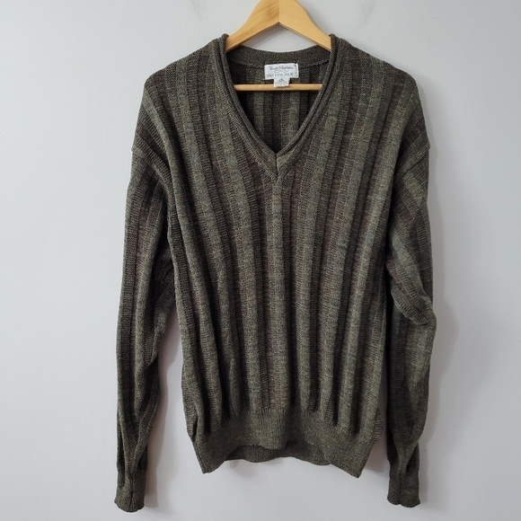 Saks Fifth Avenue Other - Tricots St Raphael Men's M Pure New Merino Wool V Neck Fisherman Sweater…